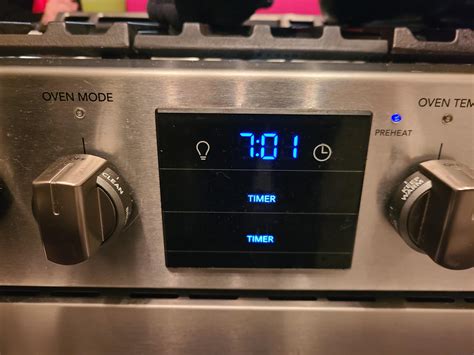frigidaire gas oven preheat light